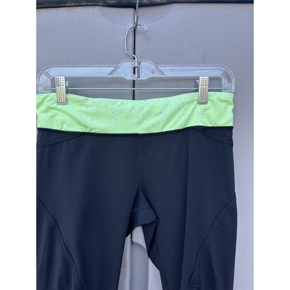 Lululemon Run Pace Crop Pant Sz 8 Running Capris Black/neon Green Pink polka Dot - Picture 3 of 11